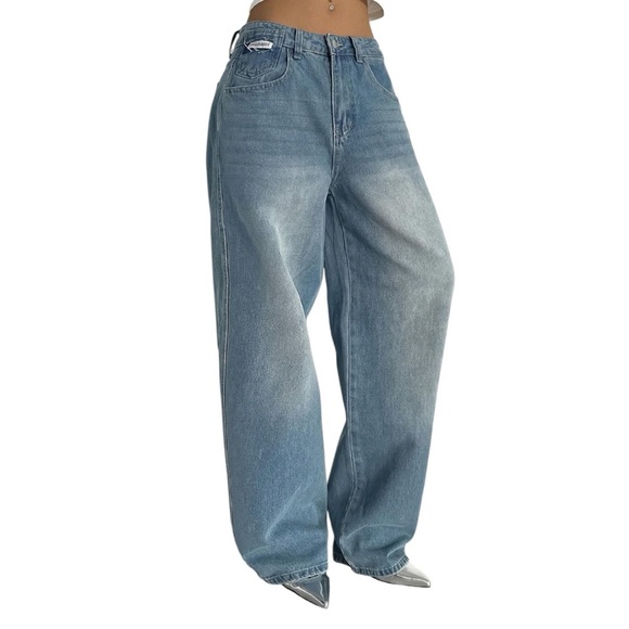 Dazy Denim - DAZY Women’s Casual Wide Leg Baggy Demin w/ Pockets, size 6 (XL) light wash NWOT